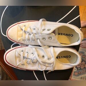 Mens size 7.5 converse